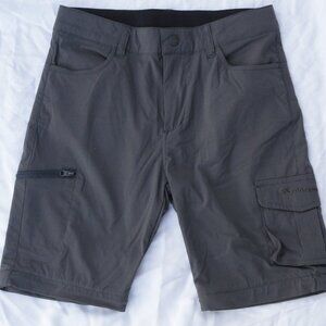 2 for $15 Macpac Gray Boys Shorts Cargo Pockets Lots of pockets Boys Age 10 Size